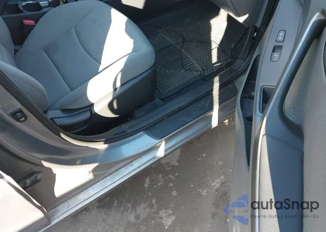 2011 Hyundai Elantra Gls (Ulsan Plant) from USA, damaged, VIN KMHDH4AE2BU112317